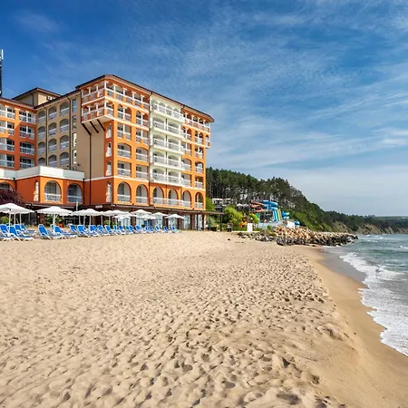 Sol Luna Bay Resort 4*