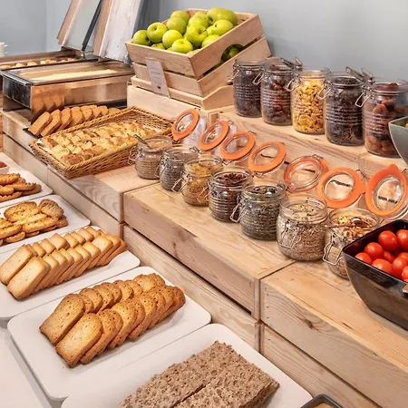 Complex Sol Luna Bay