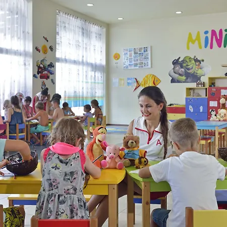 Complex Sol Luna Bay 4*