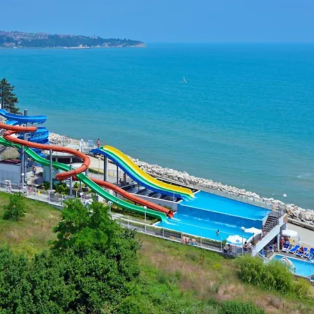 Sol Luna Bay Üdülőközpont