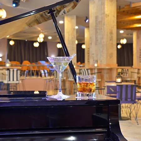 리조트 Sol Luna Bay 오브조르