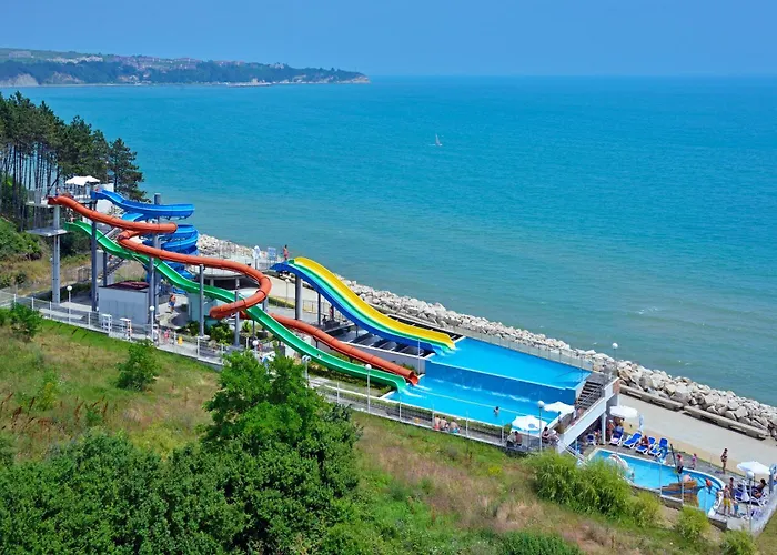 Sol Luna Bay 度假村