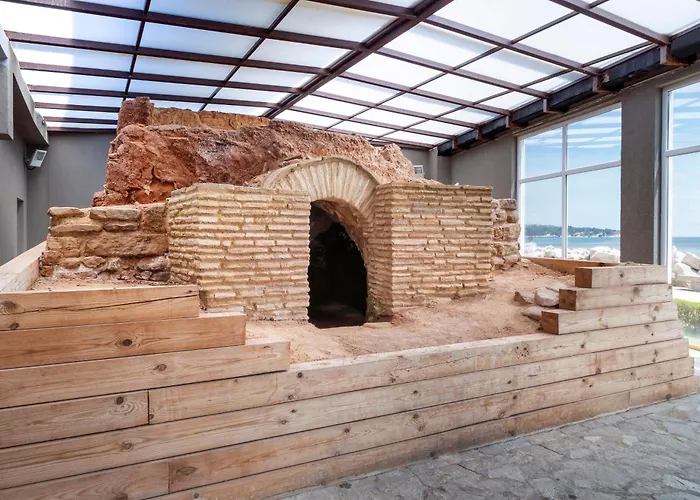 Sol Luna Bay 度假村 4*