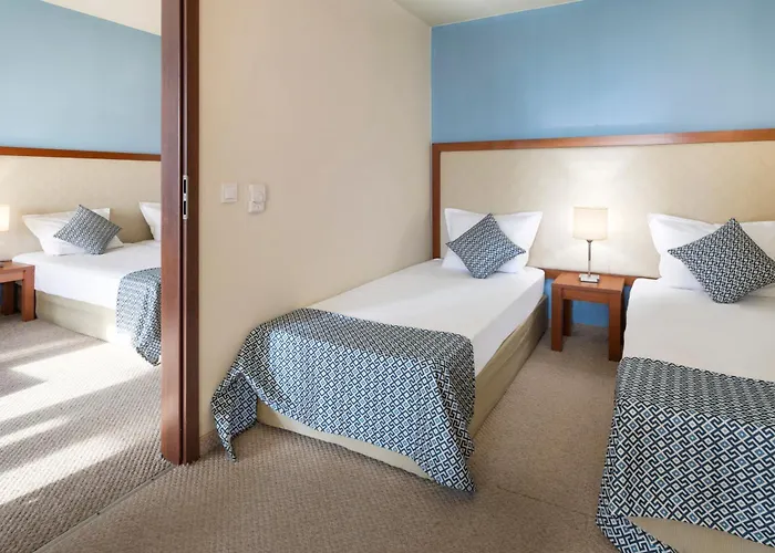 Здравен курорт Sol Luna Bay